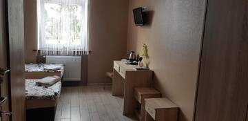 Фото номера Двухместный номер с 1 кроватью Хостелы Pałac pod Bocianim Gniazdem г. Runowo 5